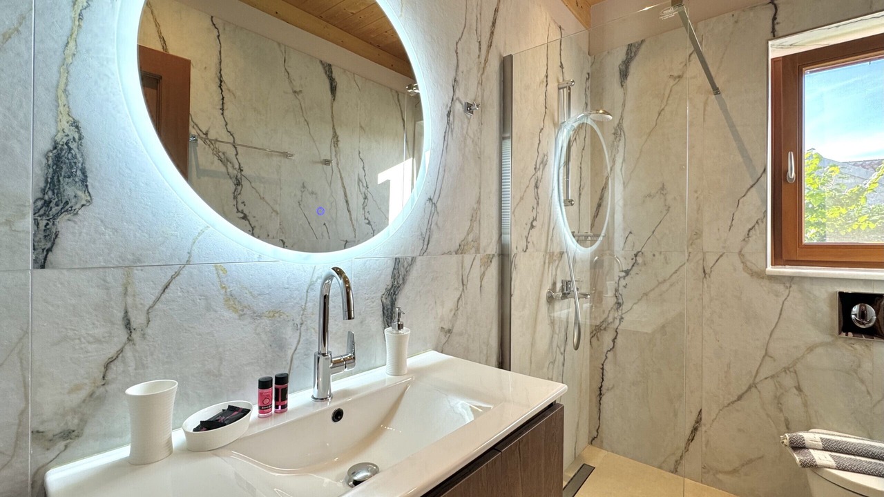 Photo of Bathroom in Tzamarelata