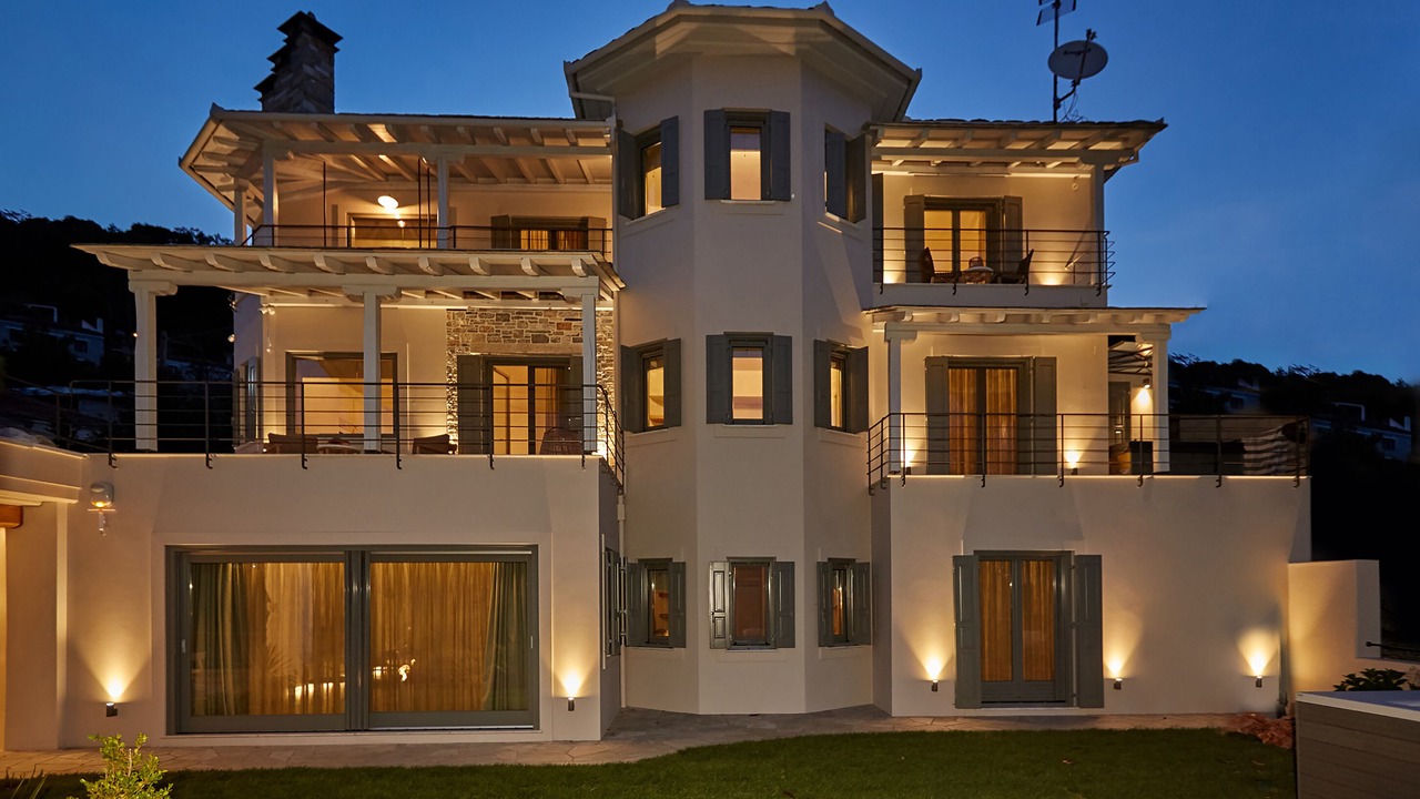 Photo of Outdoor in Makrirrakhi