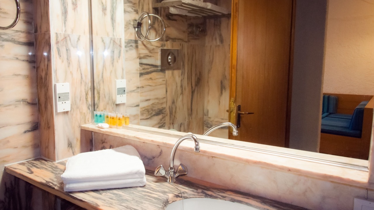 Photo of Bathroom in Varkiza