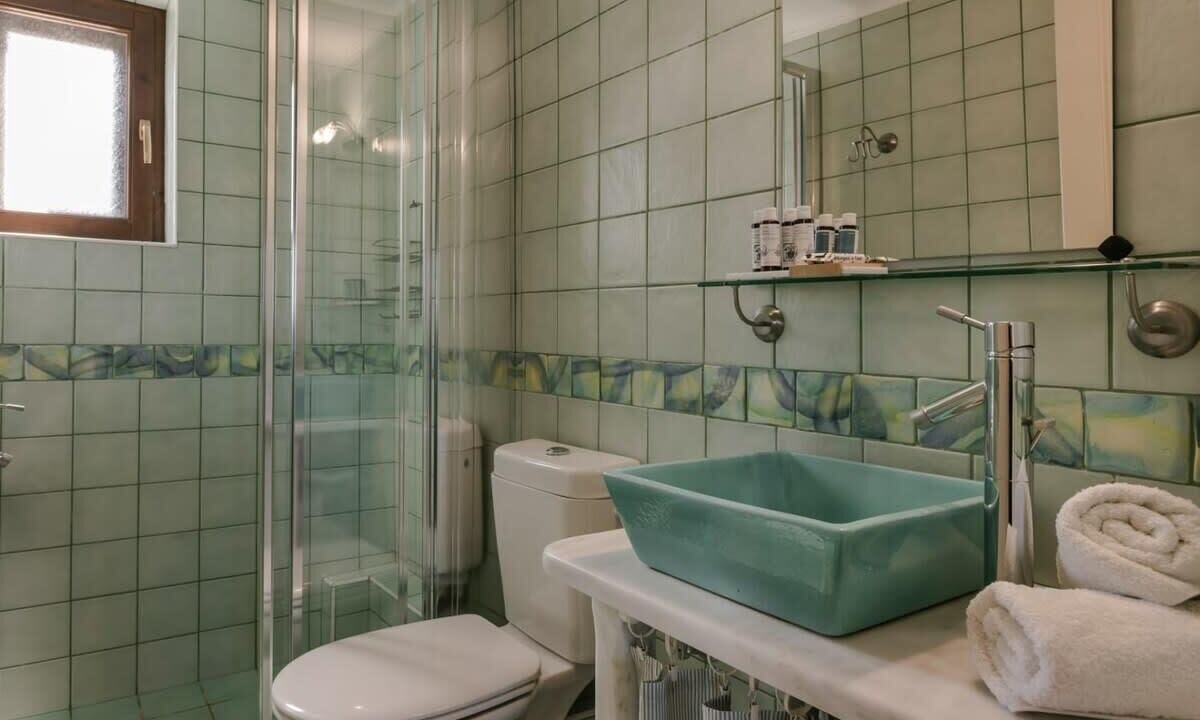 Photo of Bathroom in Kardamyli