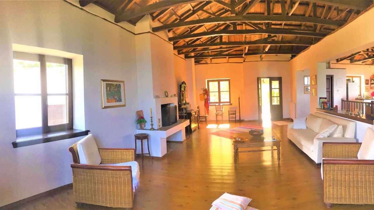 Photo of Livingroom in Lefokastron