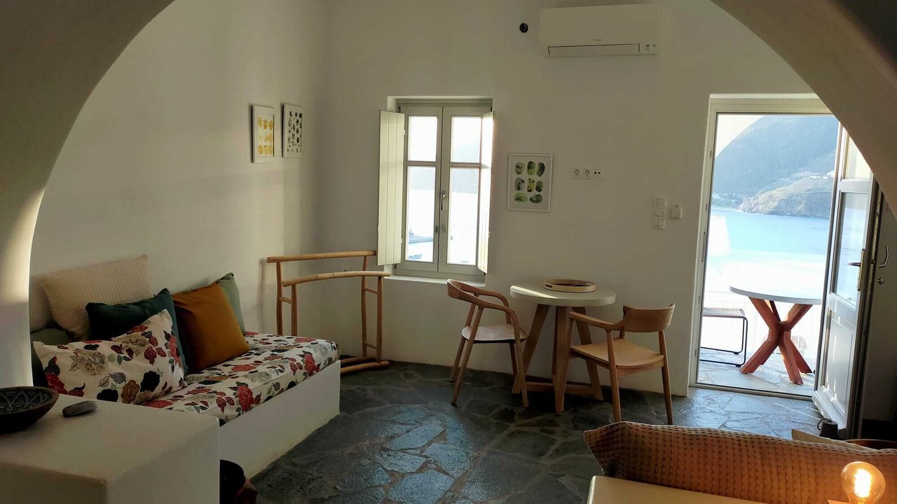 Photo of Livingroom in Aegiali