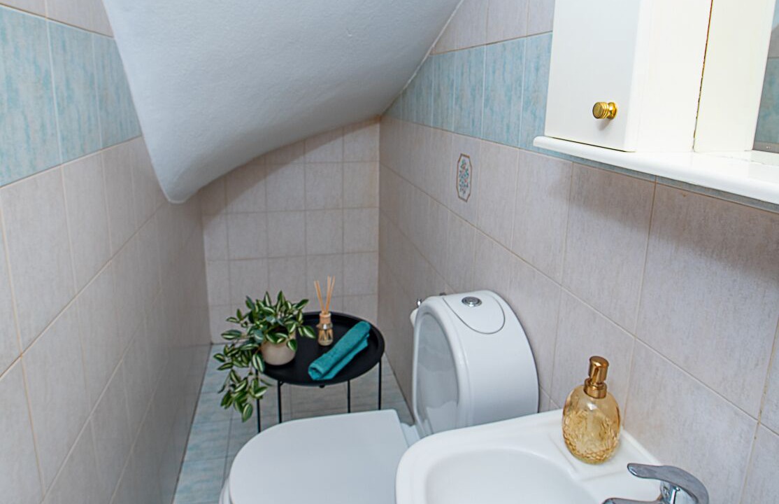 Photo of Bathroom in Ioannina Town Centre
