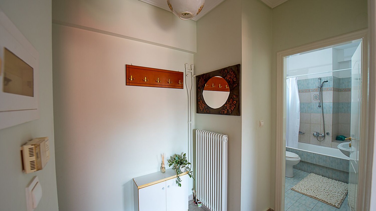 Photo of Bathroom in Ioannina Town Centre