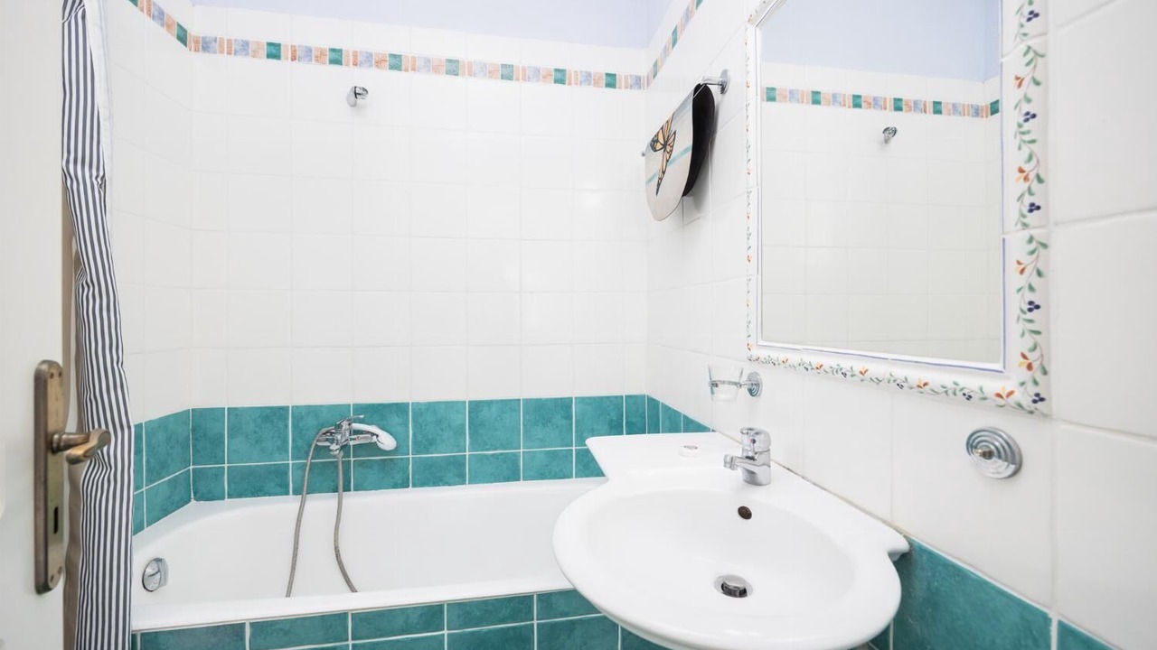 Photo of Bathroom in Karavados