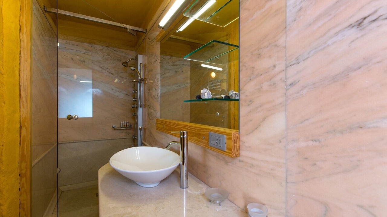 Photo of Bathroom in Ravdoucha