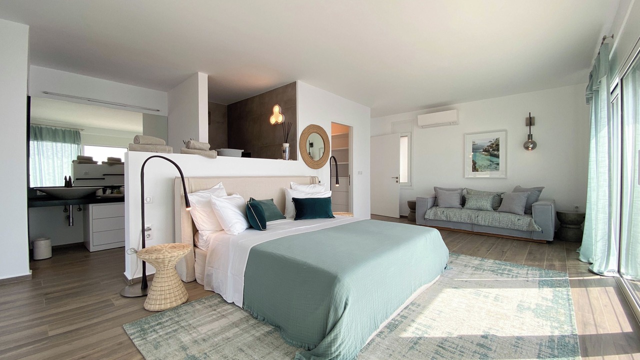 Photo of Bedroom in Evgiros