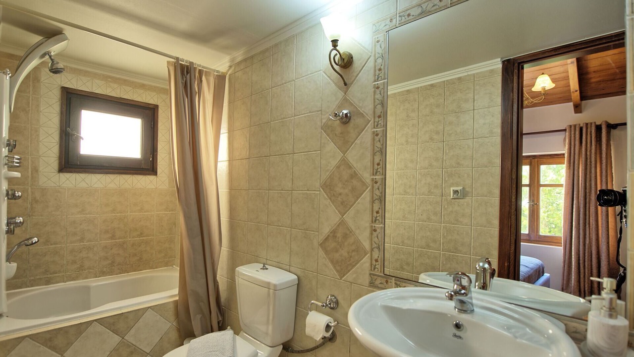Photo of Bathroom in Melissourgio