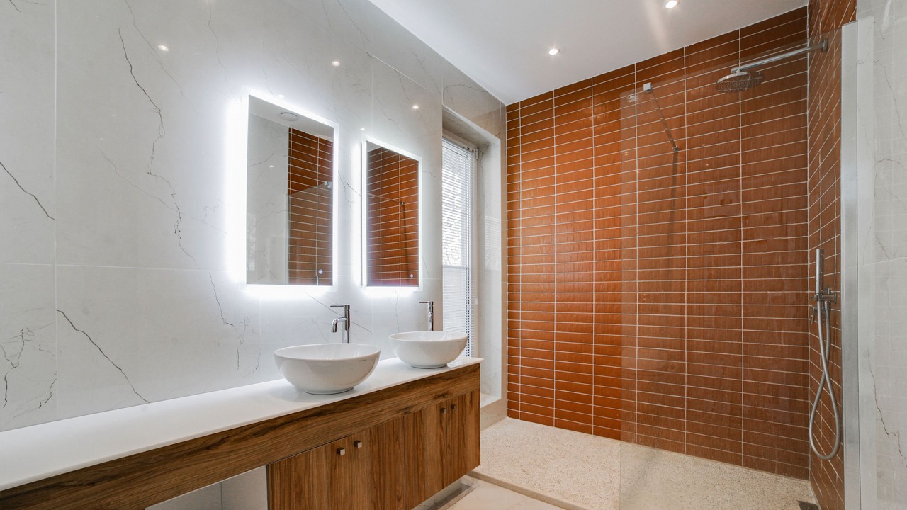 Photo of Bathroom in Spanokhorion