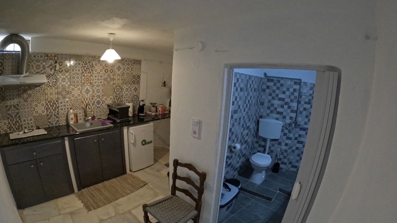 Photo of Bathroom in Syros