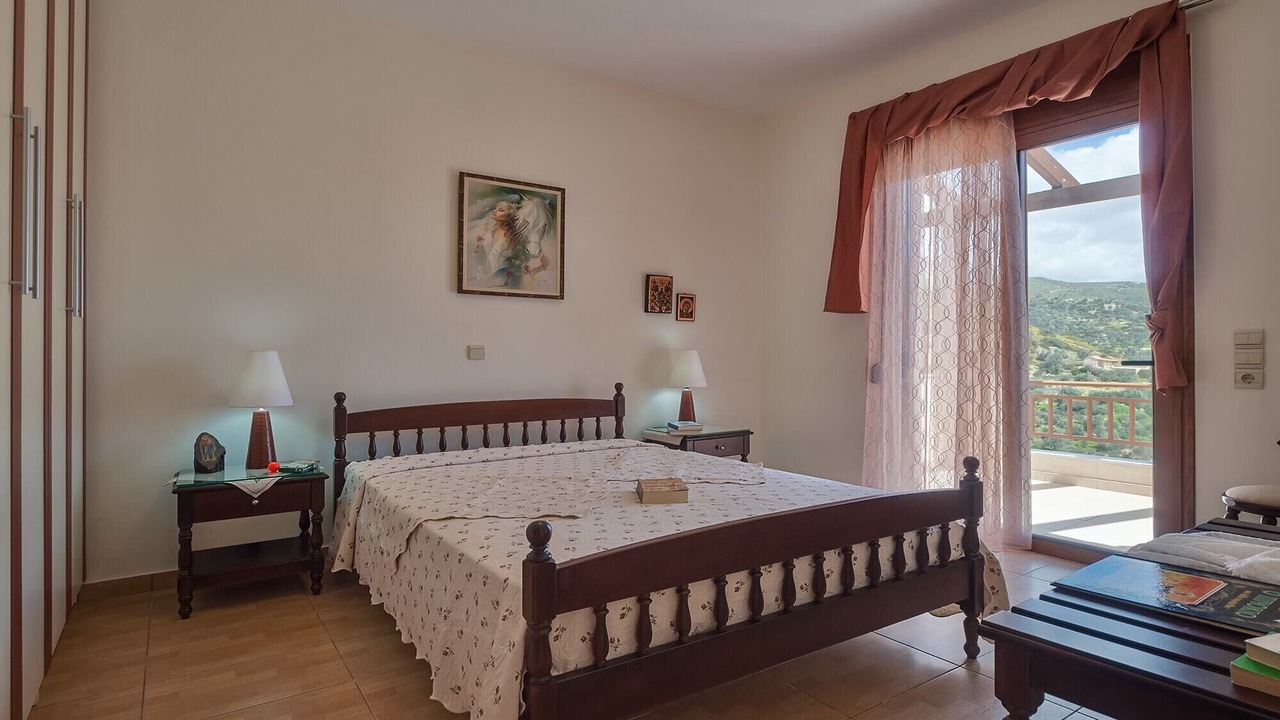 Photo of Bedroom in Triopetra