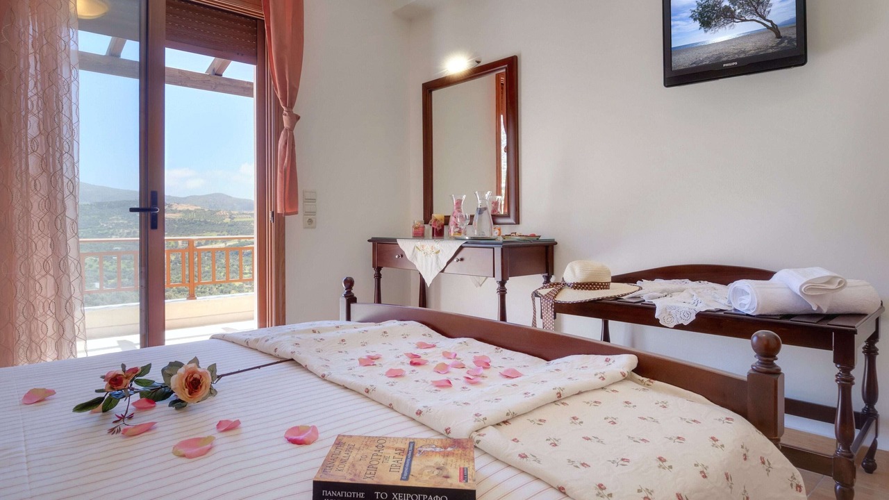 Photo of Bedroom in Triopetra