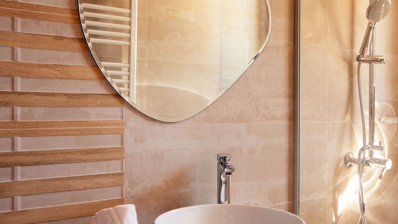 Photo of Bathroom in Platanes