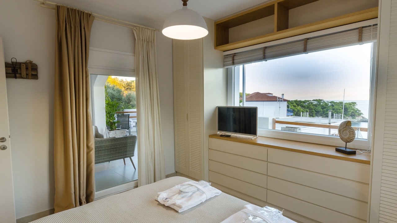 Photo of Bedroom in Votsi