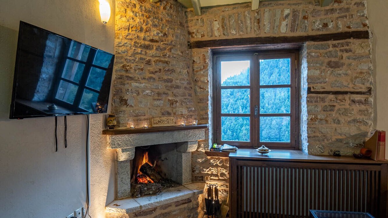Photo of Livingroom in Karpenisi