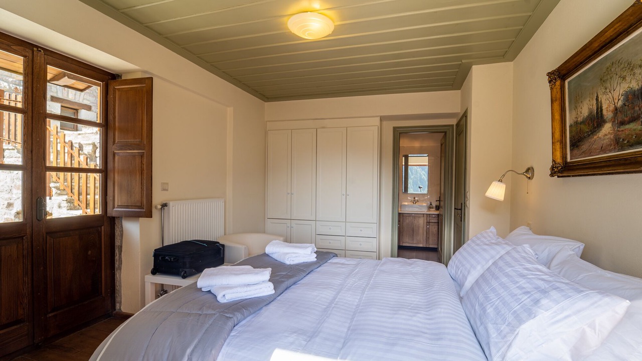 Photo of Bedroom in Karpenisi