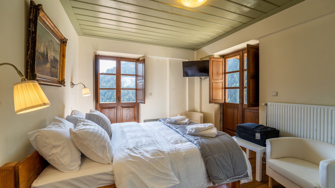 Photo of Bedroom in Karpenisi