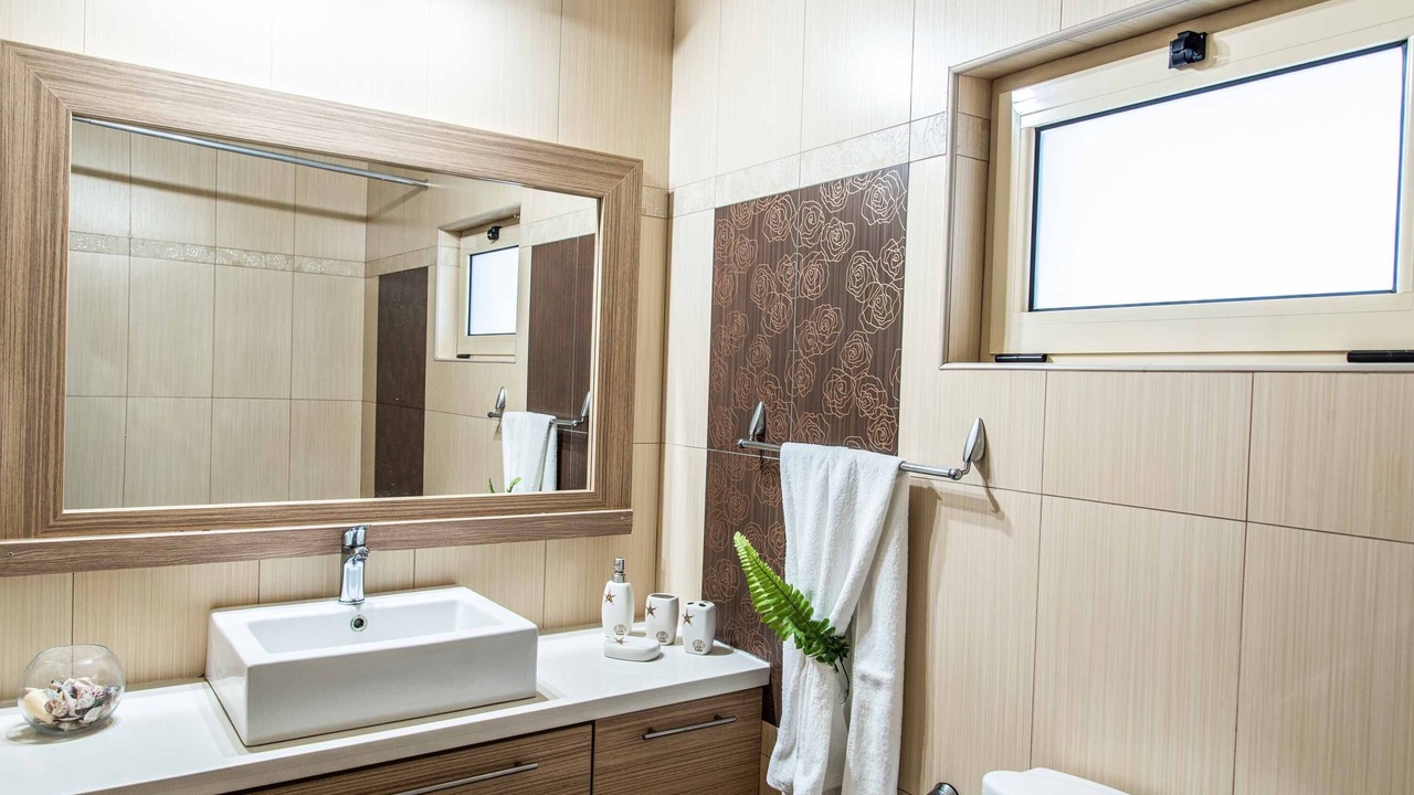 Photo of Bathroom in Skotino