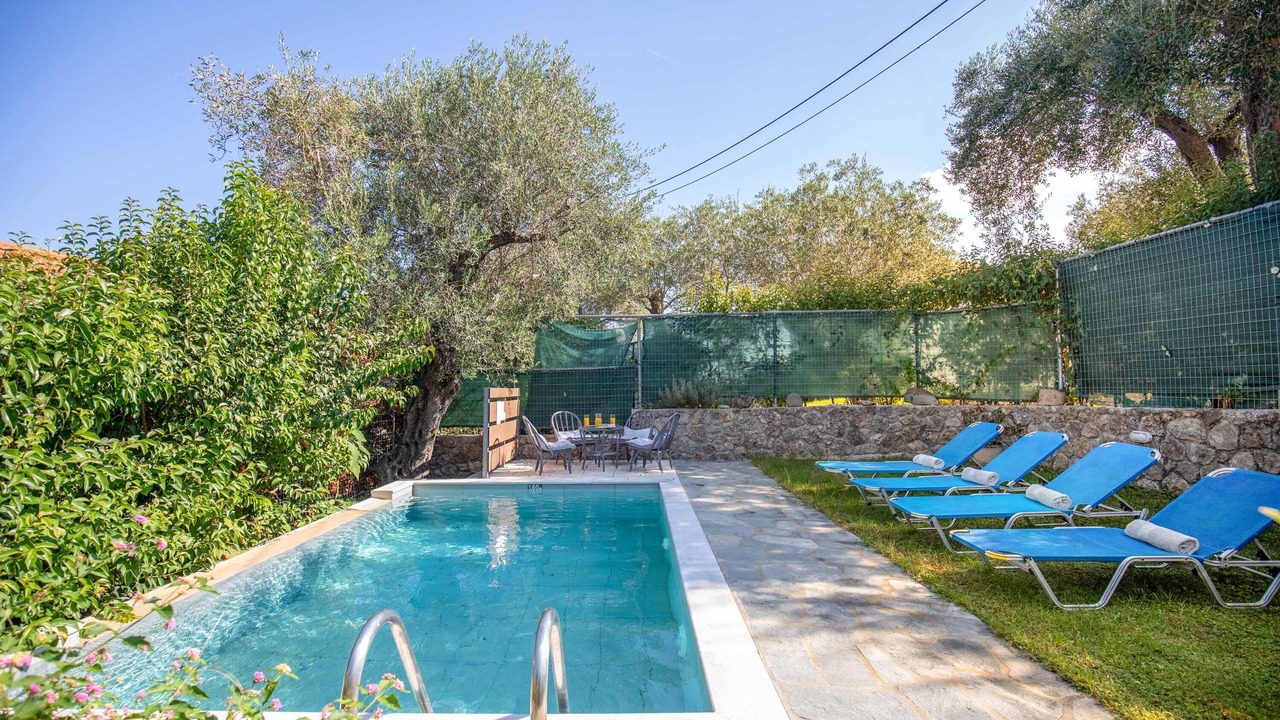 Photo of Outdoor in Chlomos