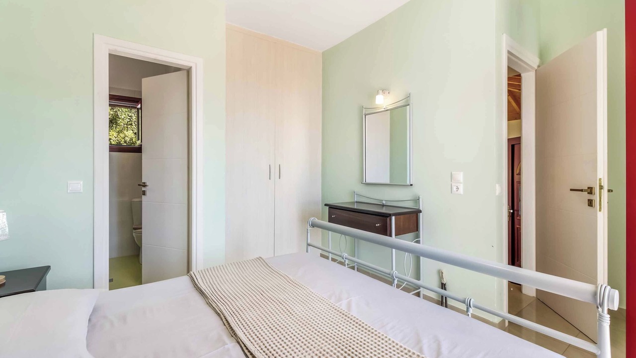 Photo of Bedroom in Evgiros