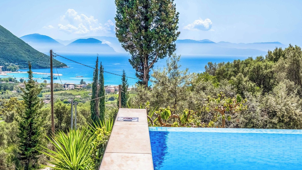 Photo of Outdoor in Evgiros