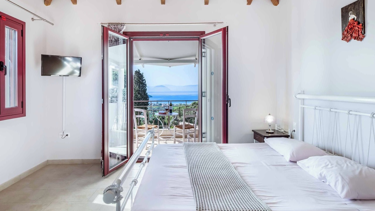 Photo of Bedroom in Evgiros