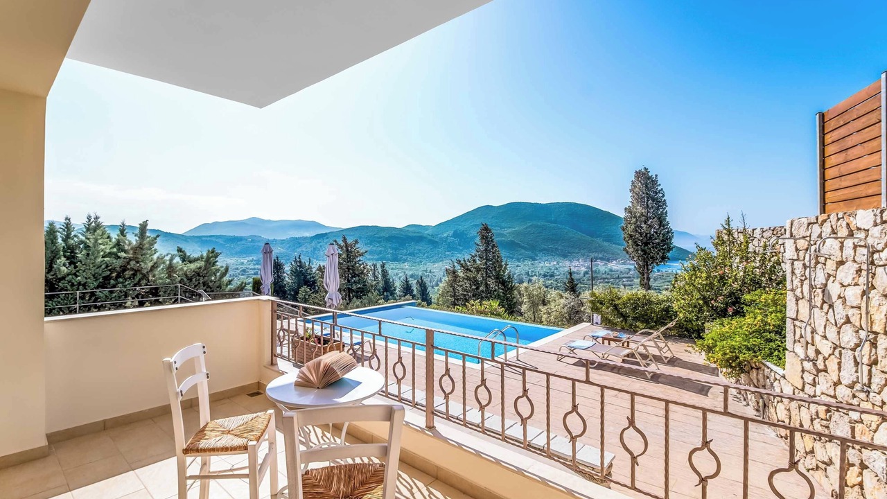 Photo of Patio Balcony in Evgiros