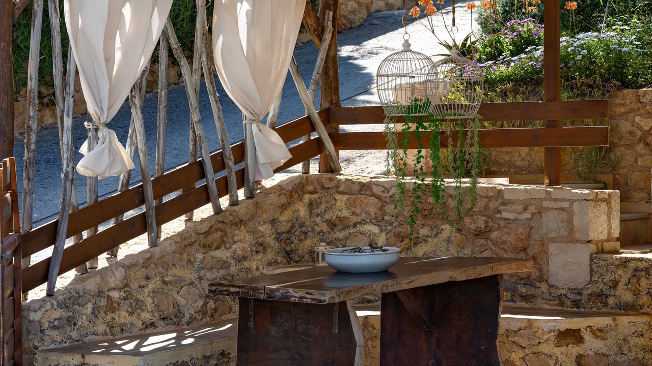 Photo of Patio Balcony in Skotino