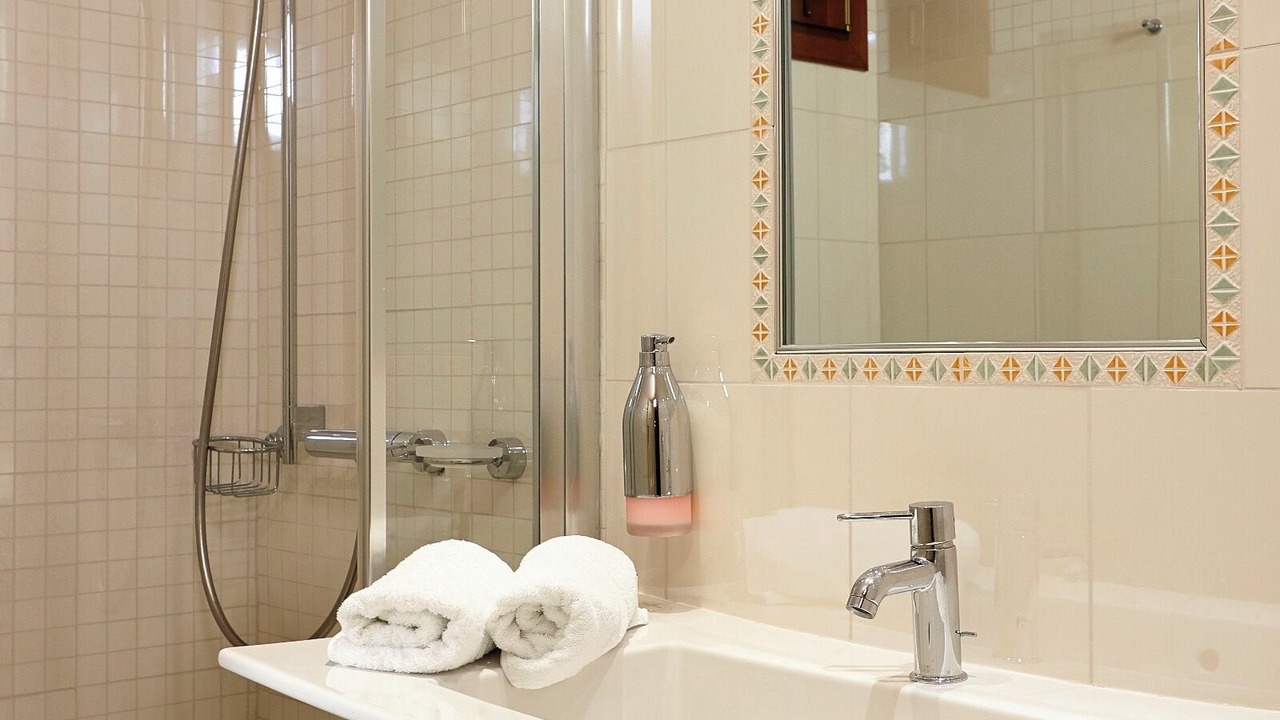 Photo of Bathroom in Maragas