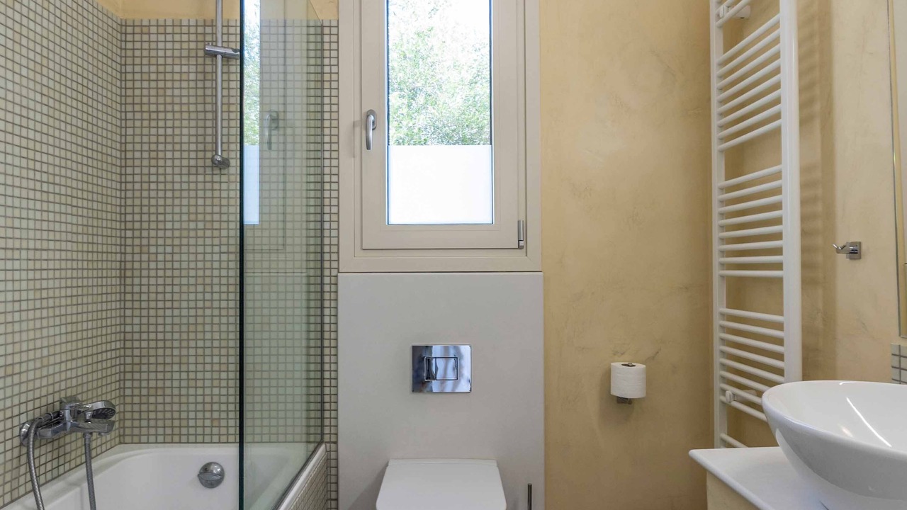 Photo of Bathroom in Aetos