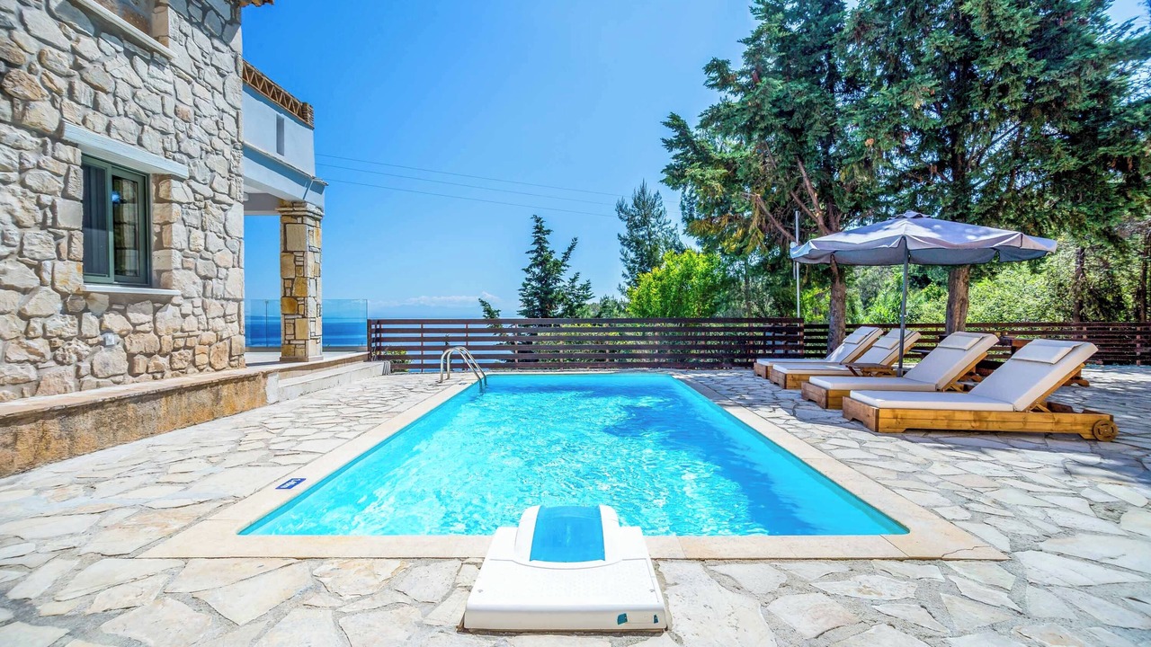 Photo of Outdoor in Xirokastello