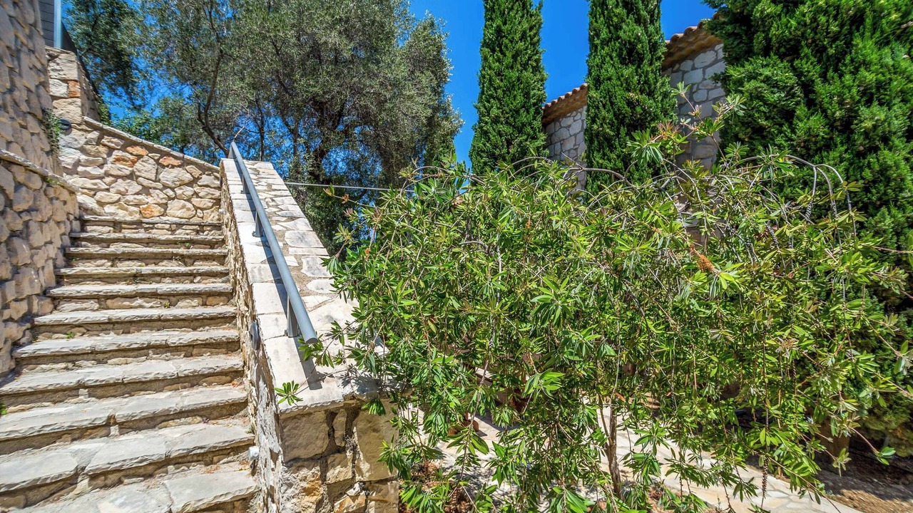 Photo of Outdoor in Xirokastello