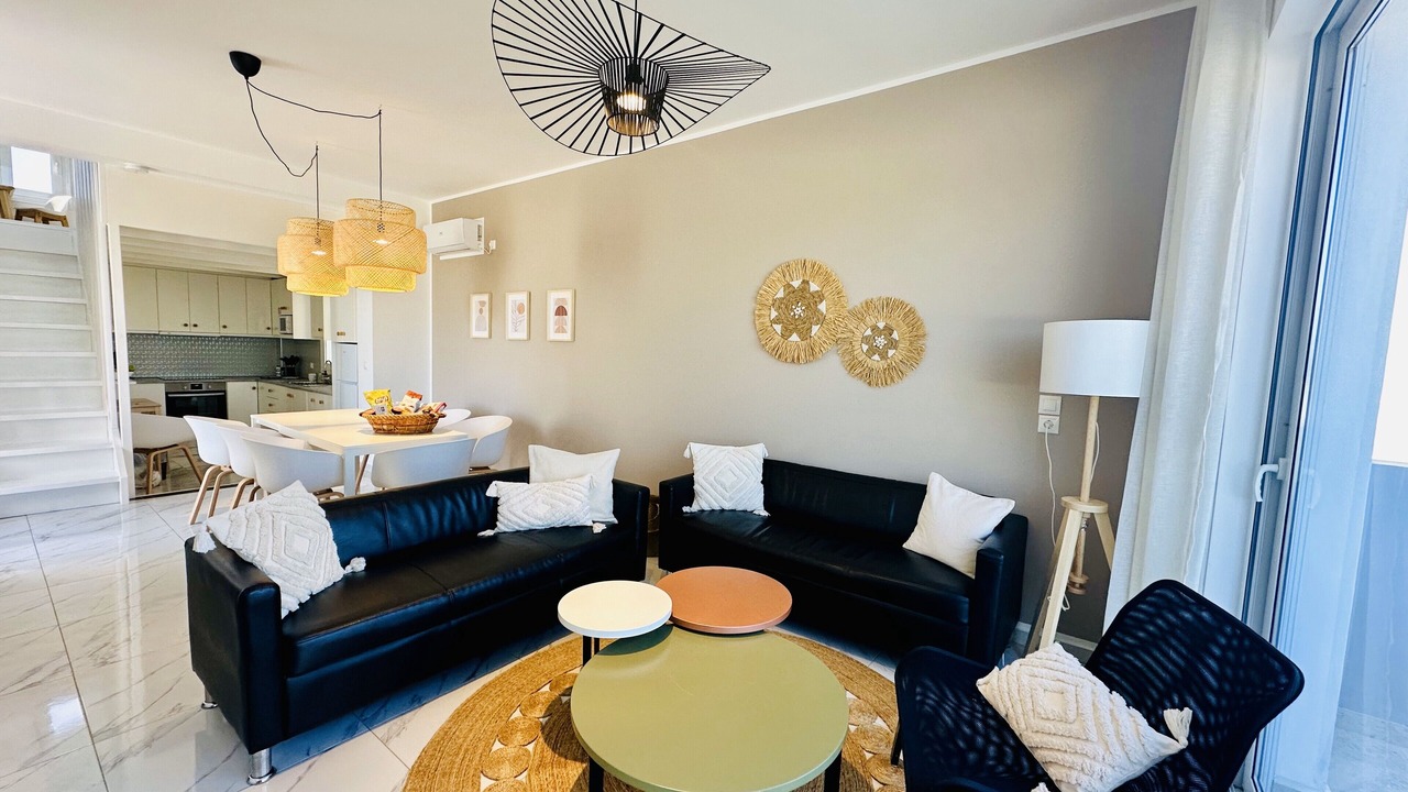 Photo of Livingroom in Tingaki