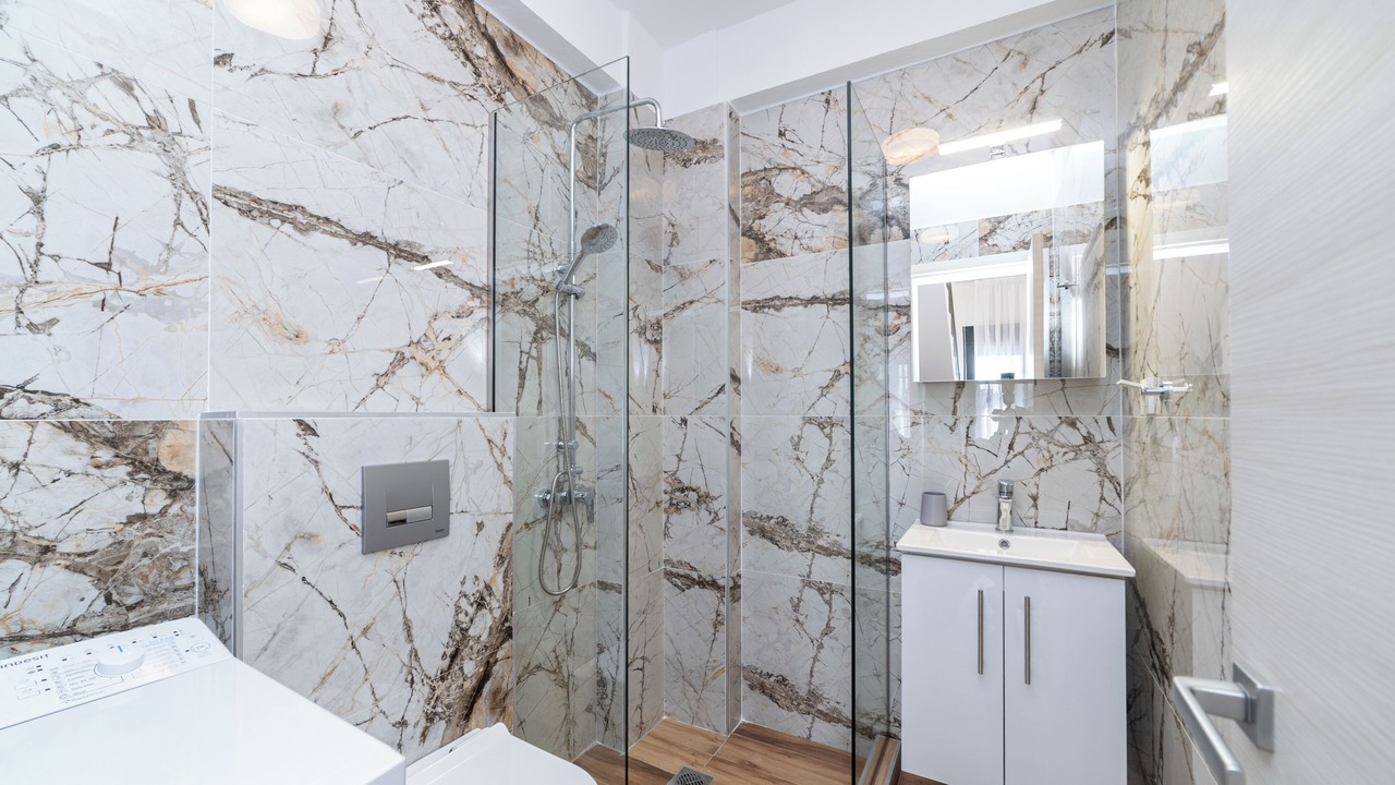 Photo of Bathroom in Ofrinion