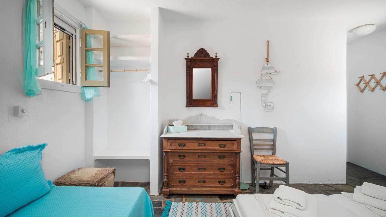 Photo of Bedroom in Serifos
