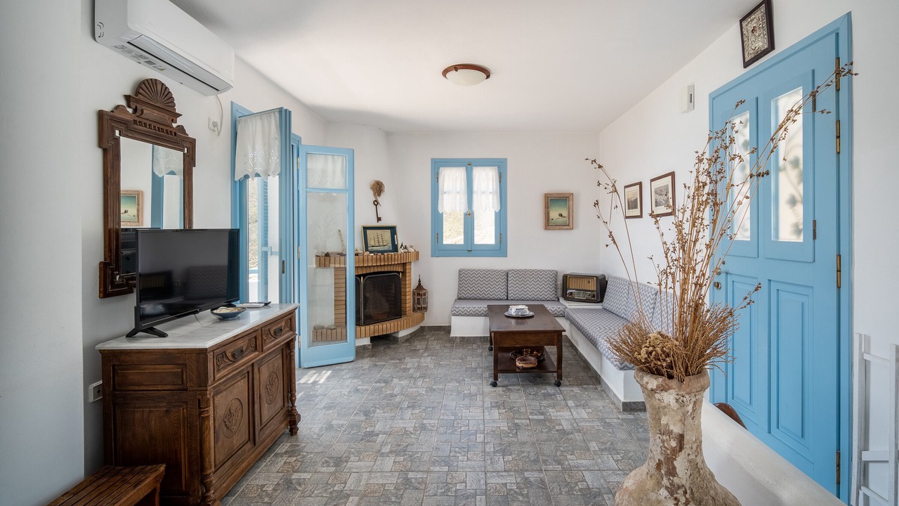 Photo of Livingroom in Serifos