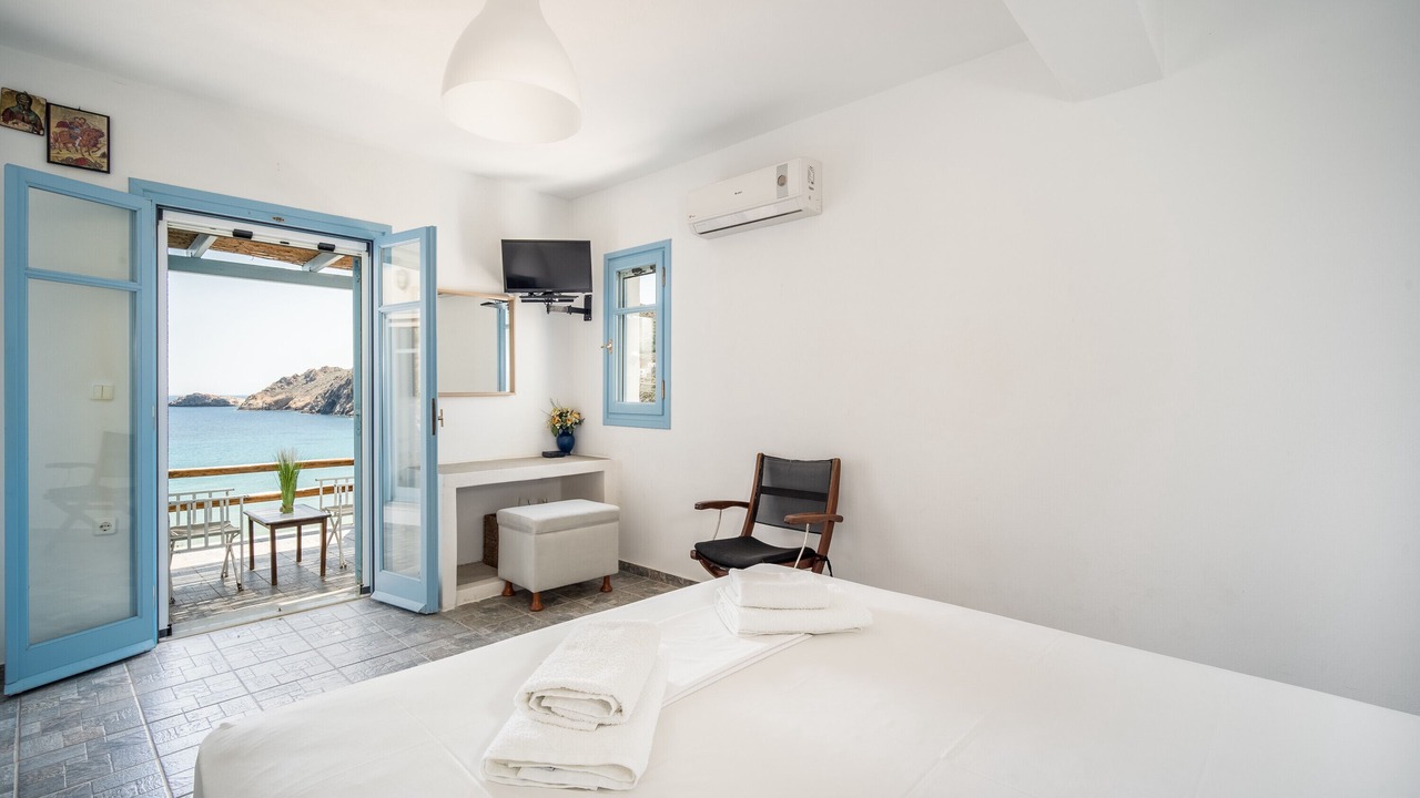 Photo of Bedroom in Serifos