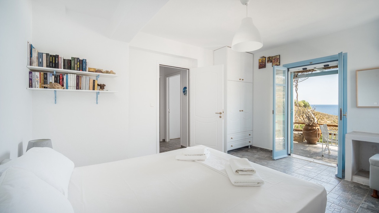 Photo of Bedroom in Serifos