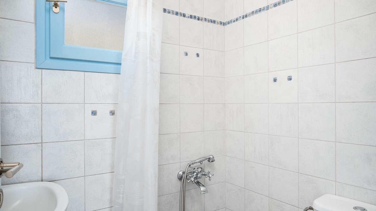 Photo of Bathroom in Serifos
