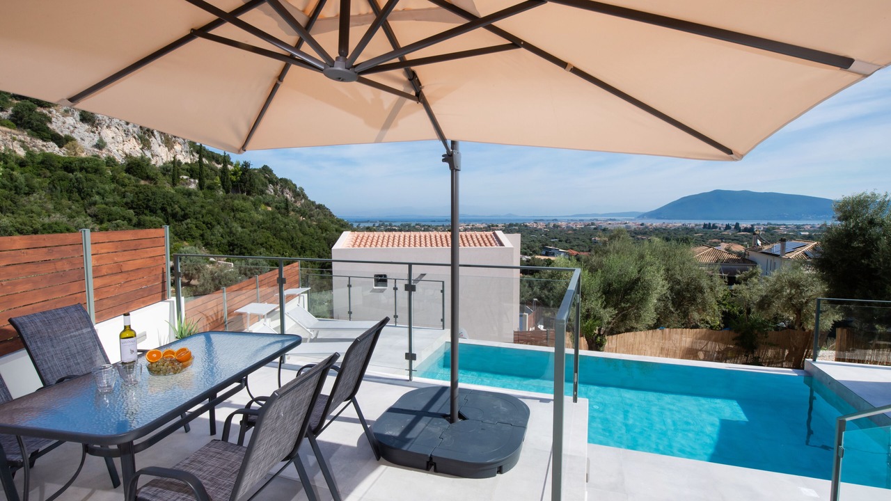 Photo of Outdoor in Apolpaina