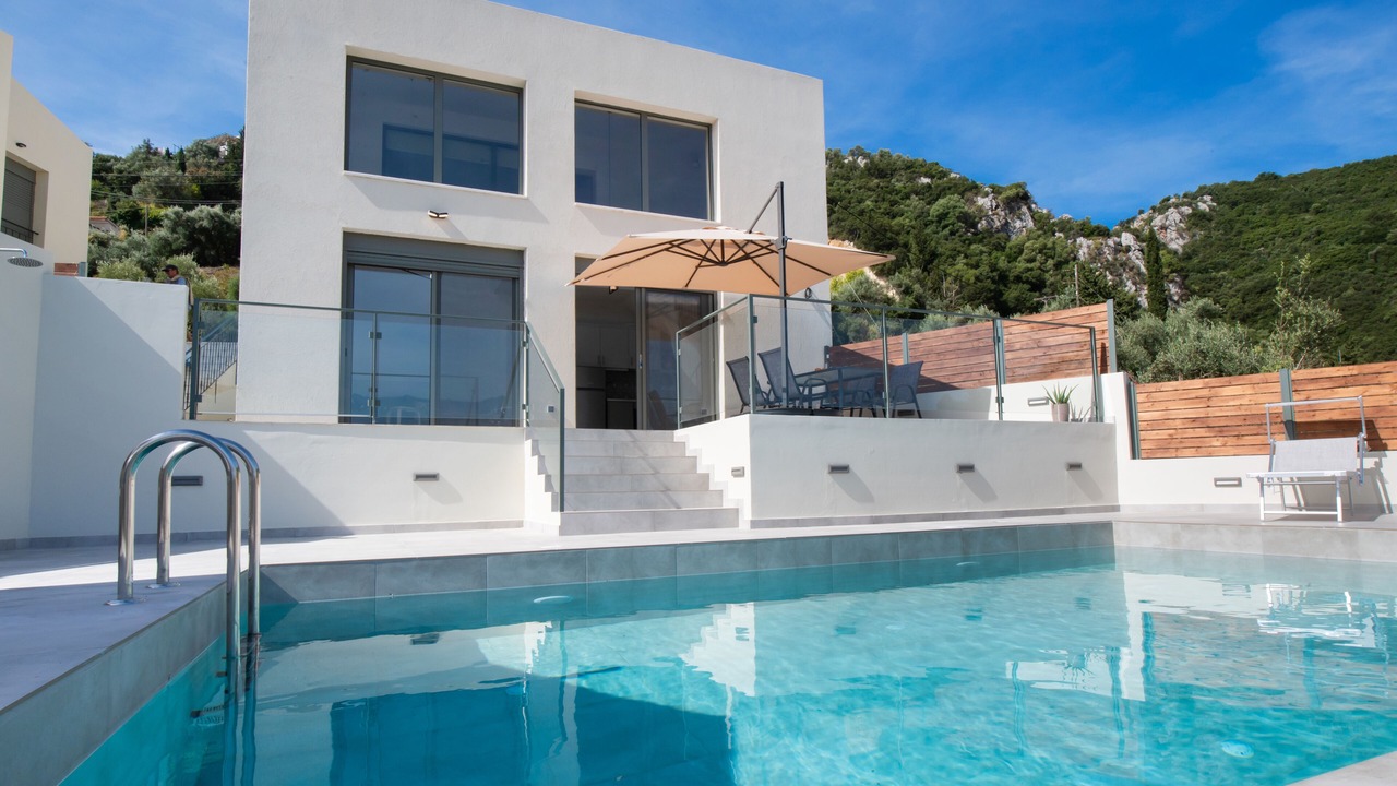 Photo of Outdoor in Apolpaina