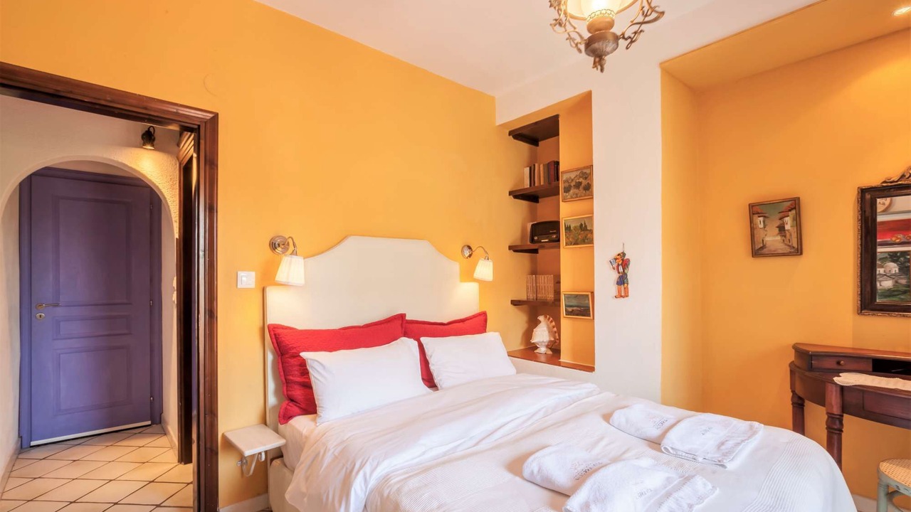 Photo of Bedroom in Paradhisos