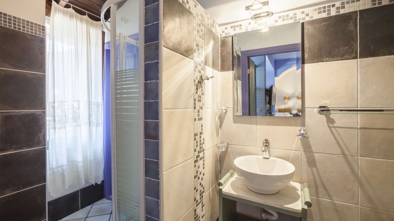 Photo of Bathroom in Paradhisos