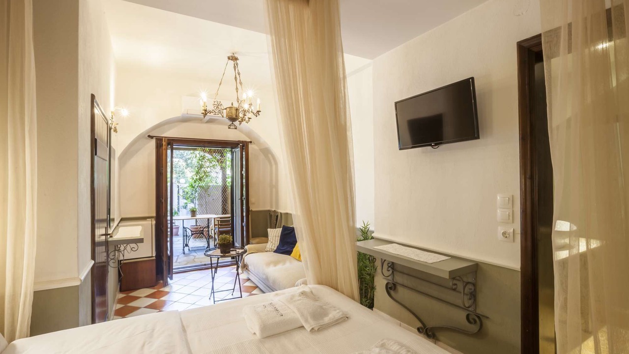 Photo of Bedroom in Paradhisos