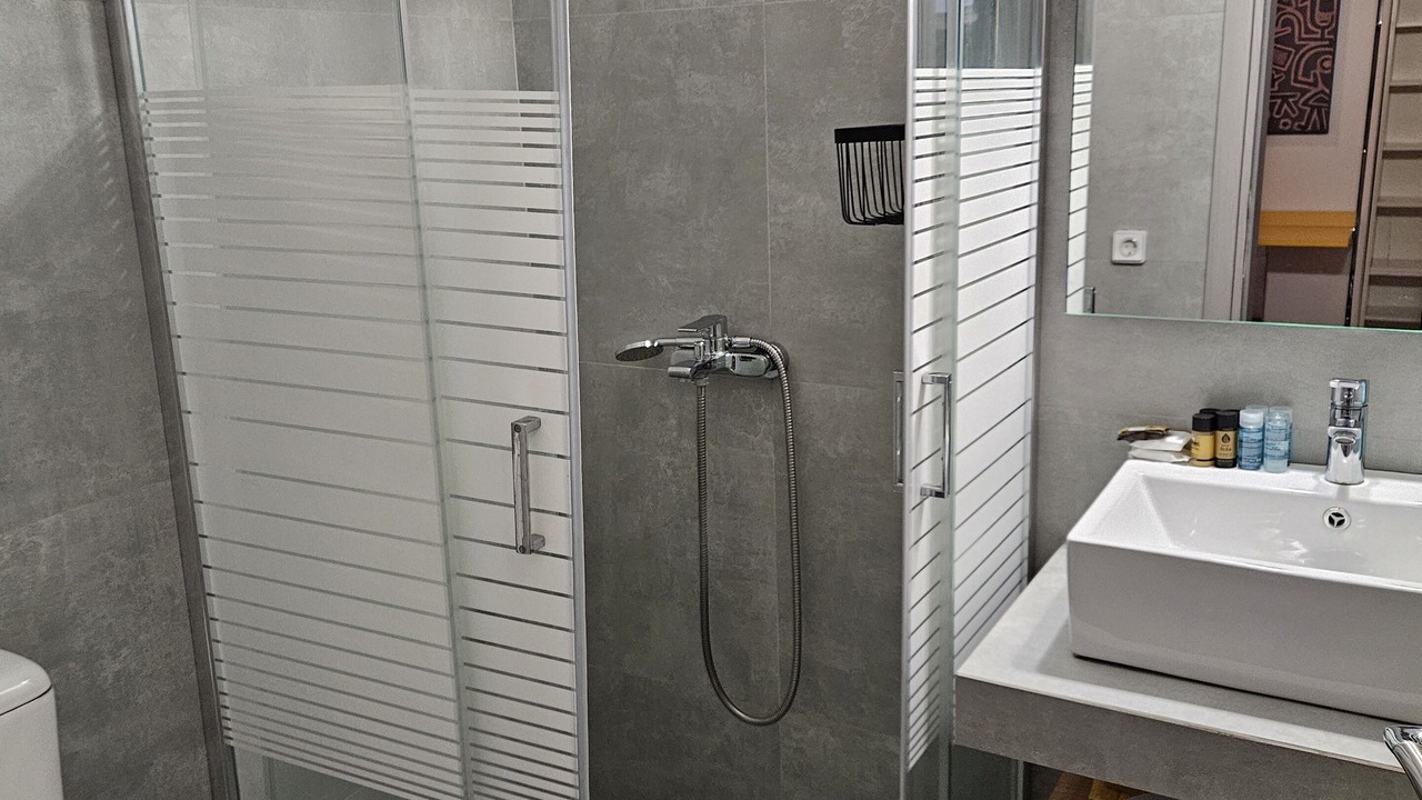 Photo of Bathroom in Kolokinthou