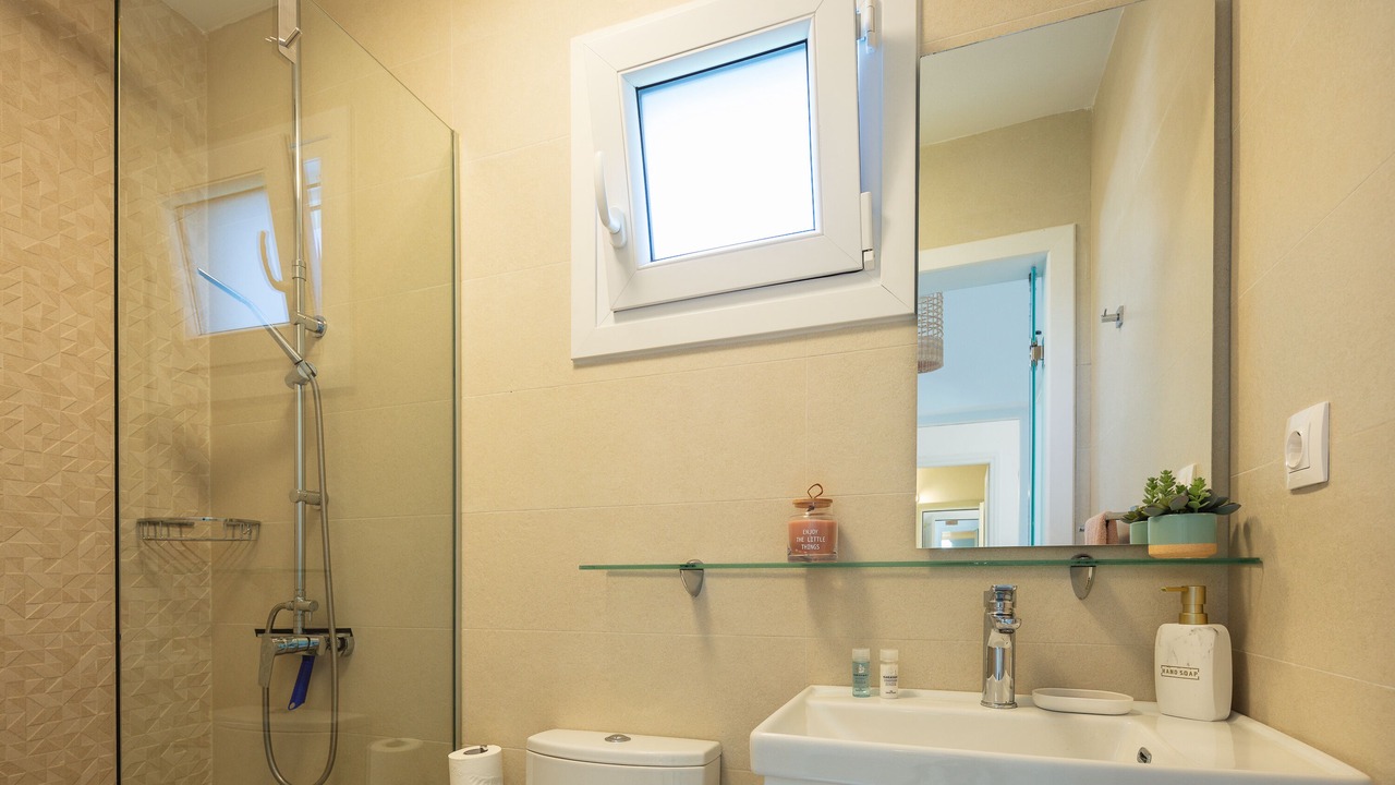 Photo of Bathroom in Houdetsi