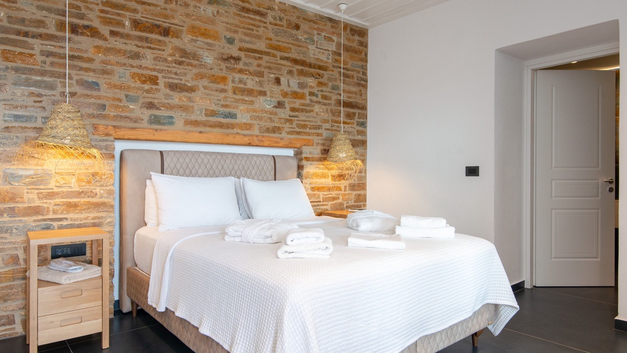 Photo of Bedroom in Platis Gialos