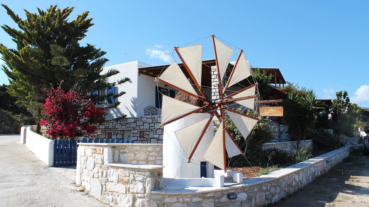Photo of Others in Aliki
