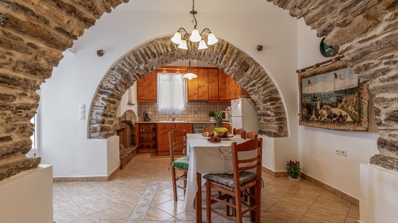 Photo of Others in Koronos