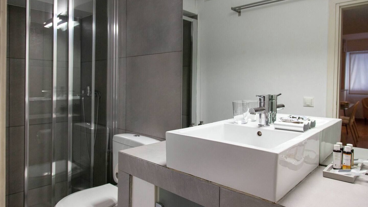 Photo of Bathroom in Exarhia
